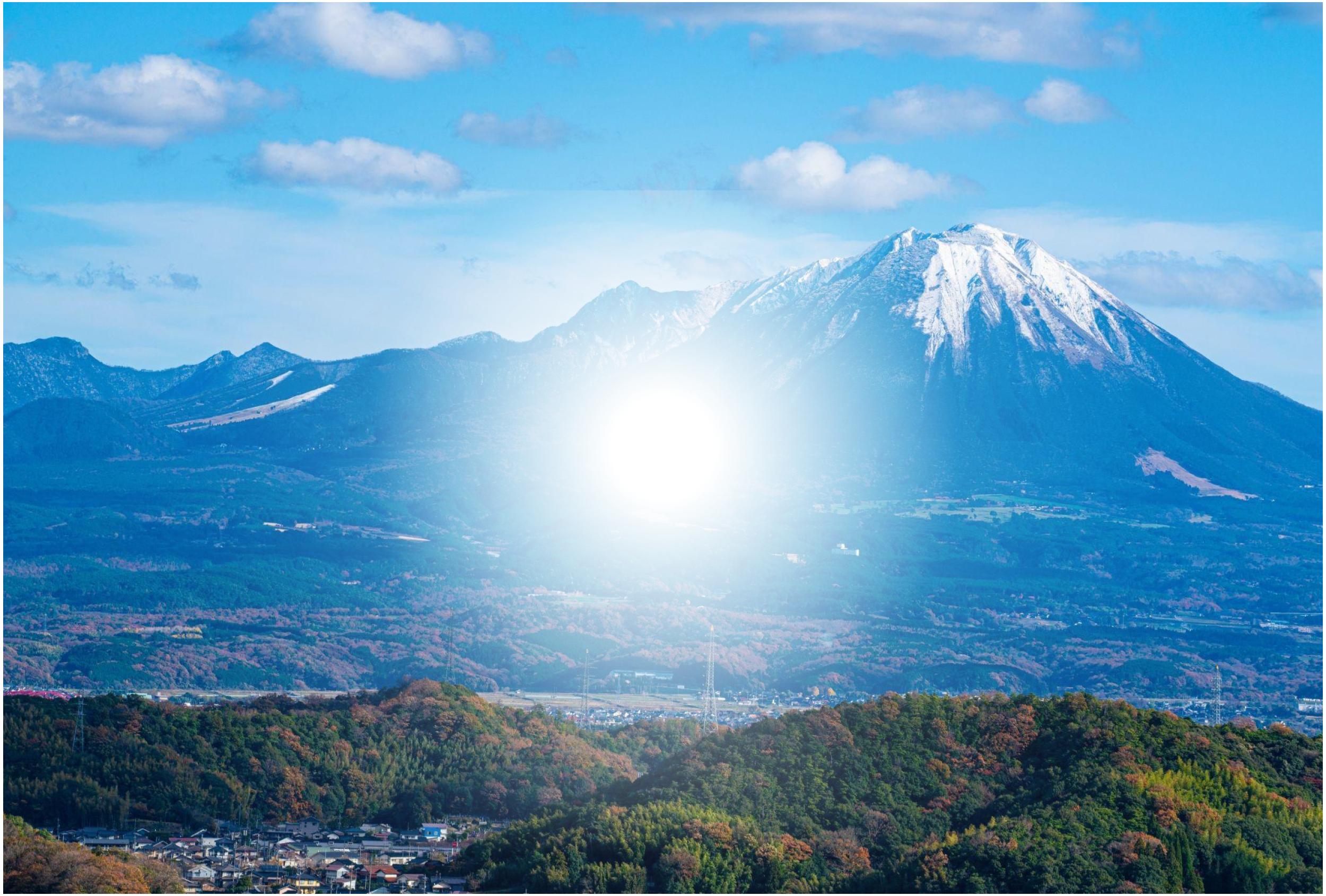 米子城から見た大山（米子市）